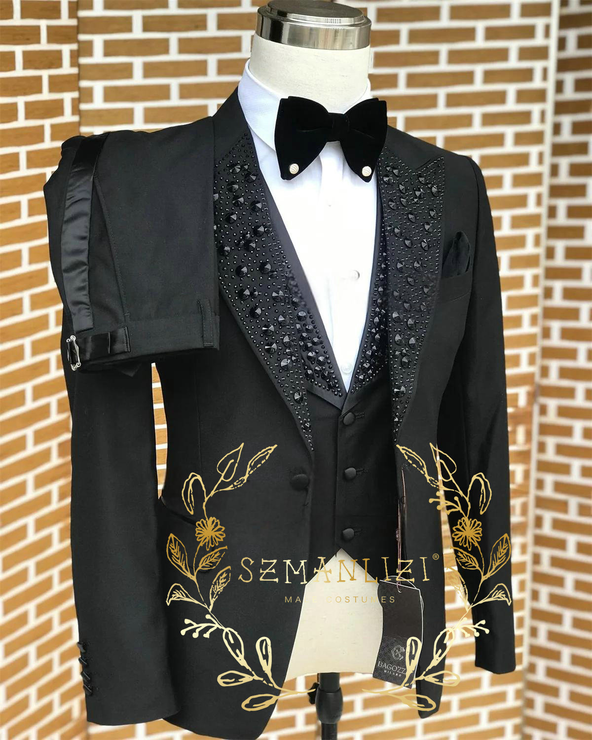 Mens Grooming Kit Luxury - ผู้ชายสีดําชุดหรูหราหินคริสตัล Tuxedos Bespoke เจ้าบ่าวสวมใส่ 3 ชิ้นธุรกิจชายพรหม